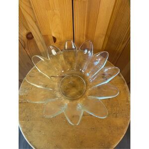 Vintage Clear Glass Bowl 12 Point Lotus Petals, 8.75" Across (8502)